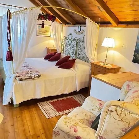 House Dobrila * Igrane