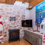 Tatil Evi House Dobrila *