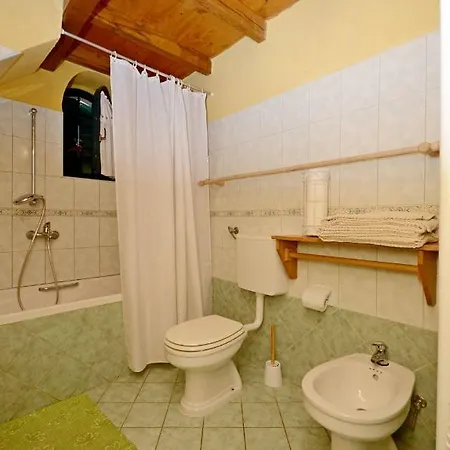 House Dobrila * Igrane