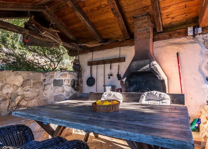 House Dobrila Casa de Férias